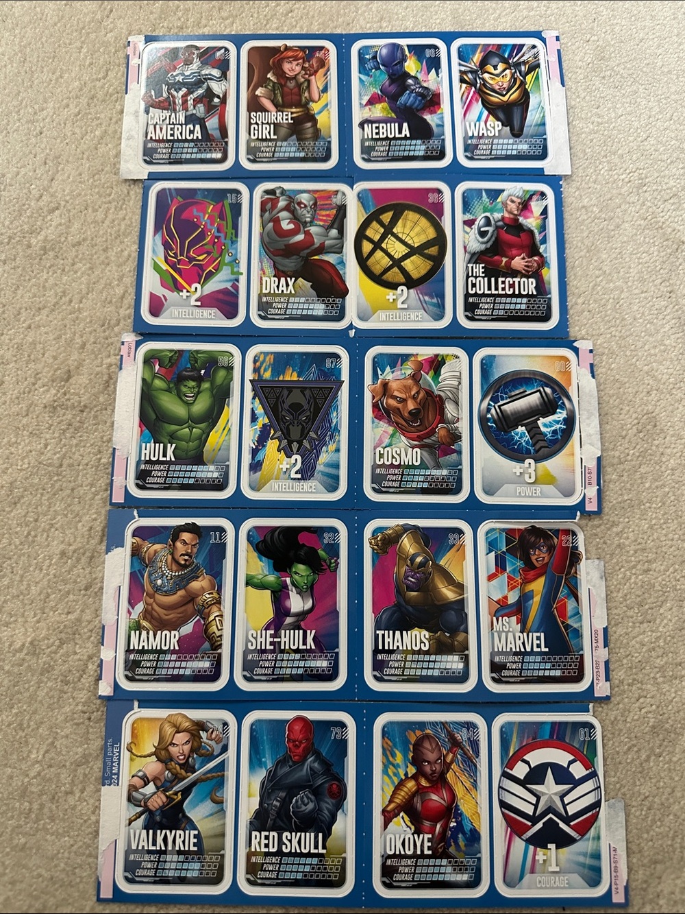20 Marvel Trading Cards Set